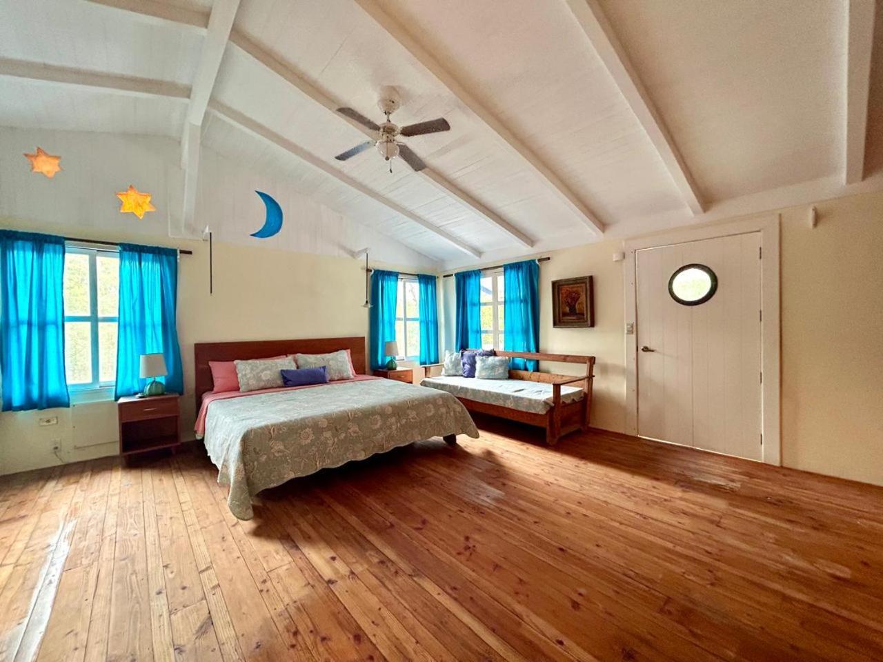 Bed and Breakfast Casa Kubler Пуэрто-Айора Экстерьер фото